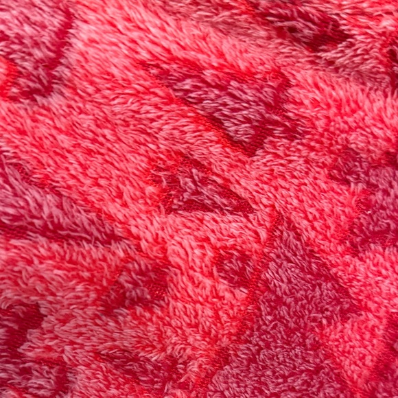 Bearpaw Cozy Red woman’s  One Piece - Picture 6 of 7